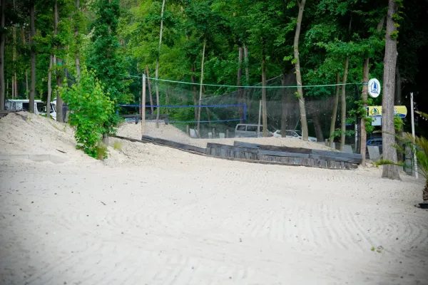Magic Camping nad jeziorem