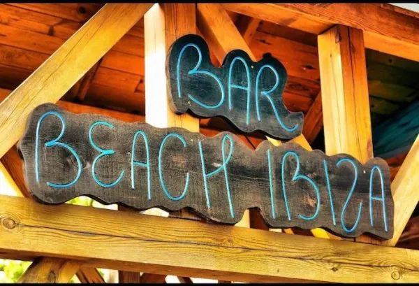 Beach Bar Ibiza nad jeziorem Reczynek w Ośnie Lubuskim