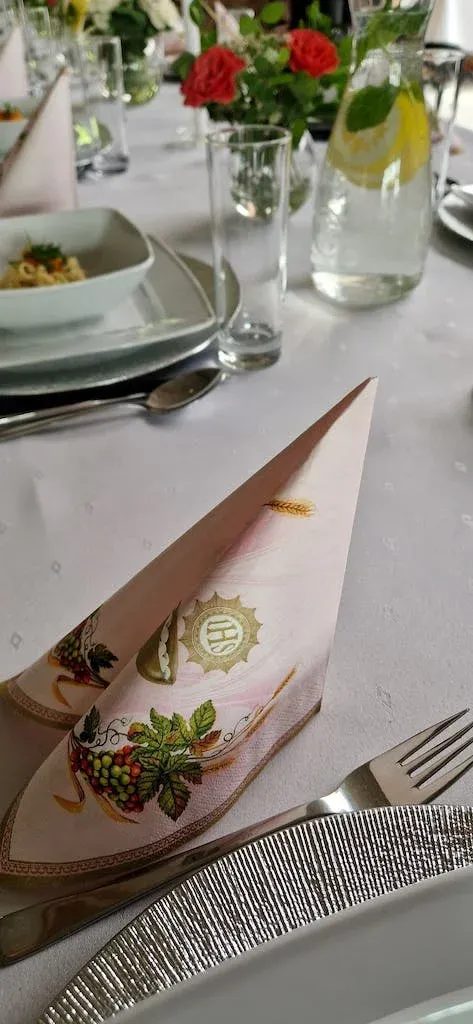 Imprezy okolicznościowe nad jeziorem w Lubniewicach