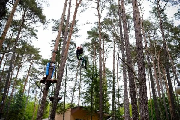 Park linowy Magic Jungle w Lubniewicach