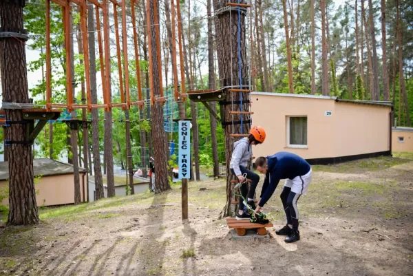 Park linowy Magic Jungle w Lubniewicach