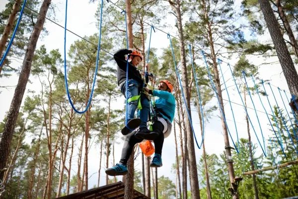 Park linowy Magic Jungle w Lubniewicach
